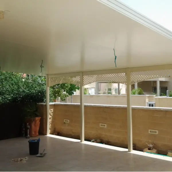 התקנת גגות פנל - עולם הפרגולות