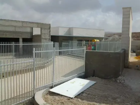 5 סיבות מרכזיות להתקנת גדר אלומיניום