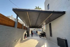 פרגולות אלומיניום למרפאות ולבתי חולים - מרחב החלמה בחוץ
