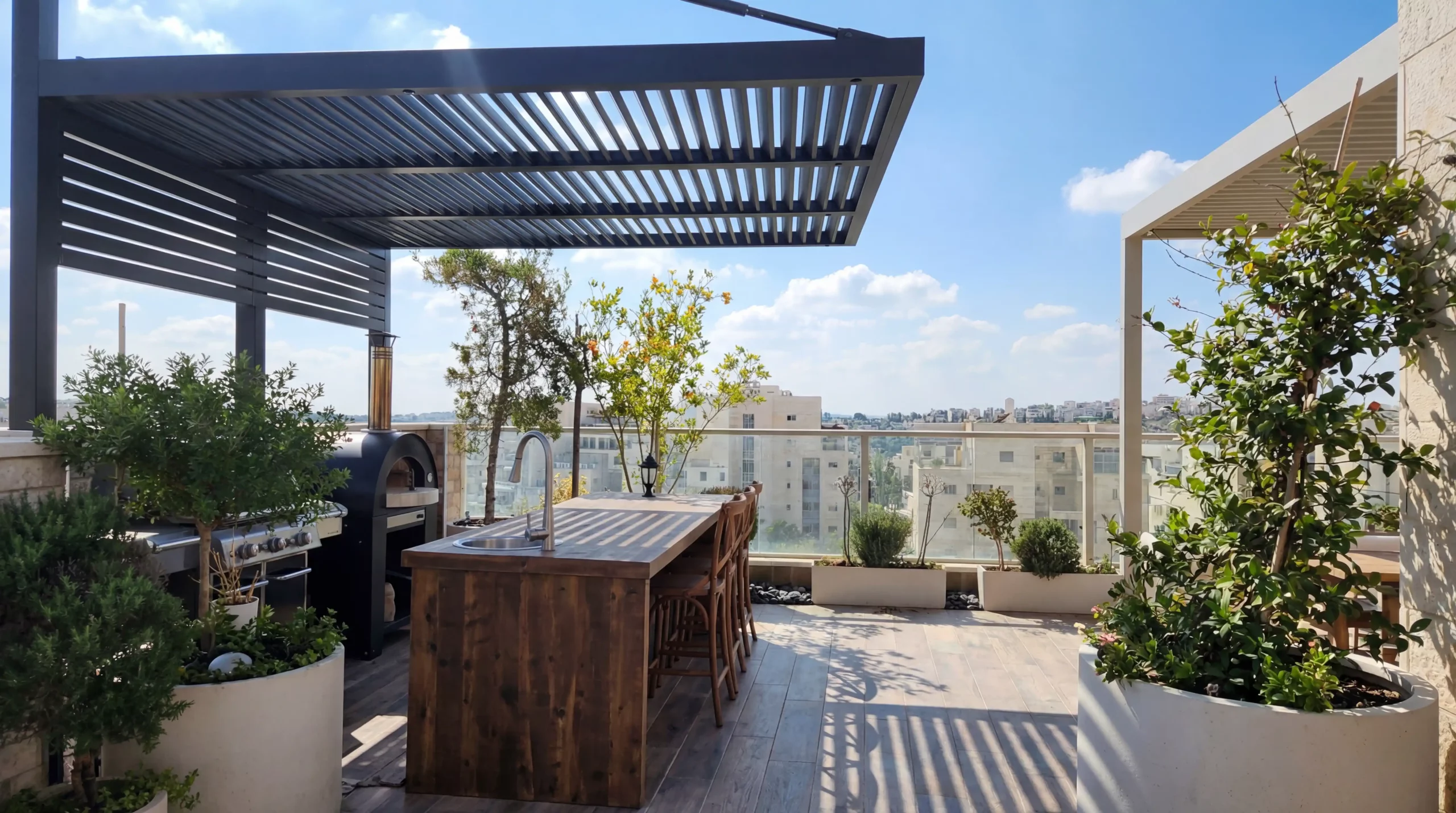 פרגולות אלומיניום למבנים תעשייתיים - פתרונות מקצועיים לתעשייה וייצור